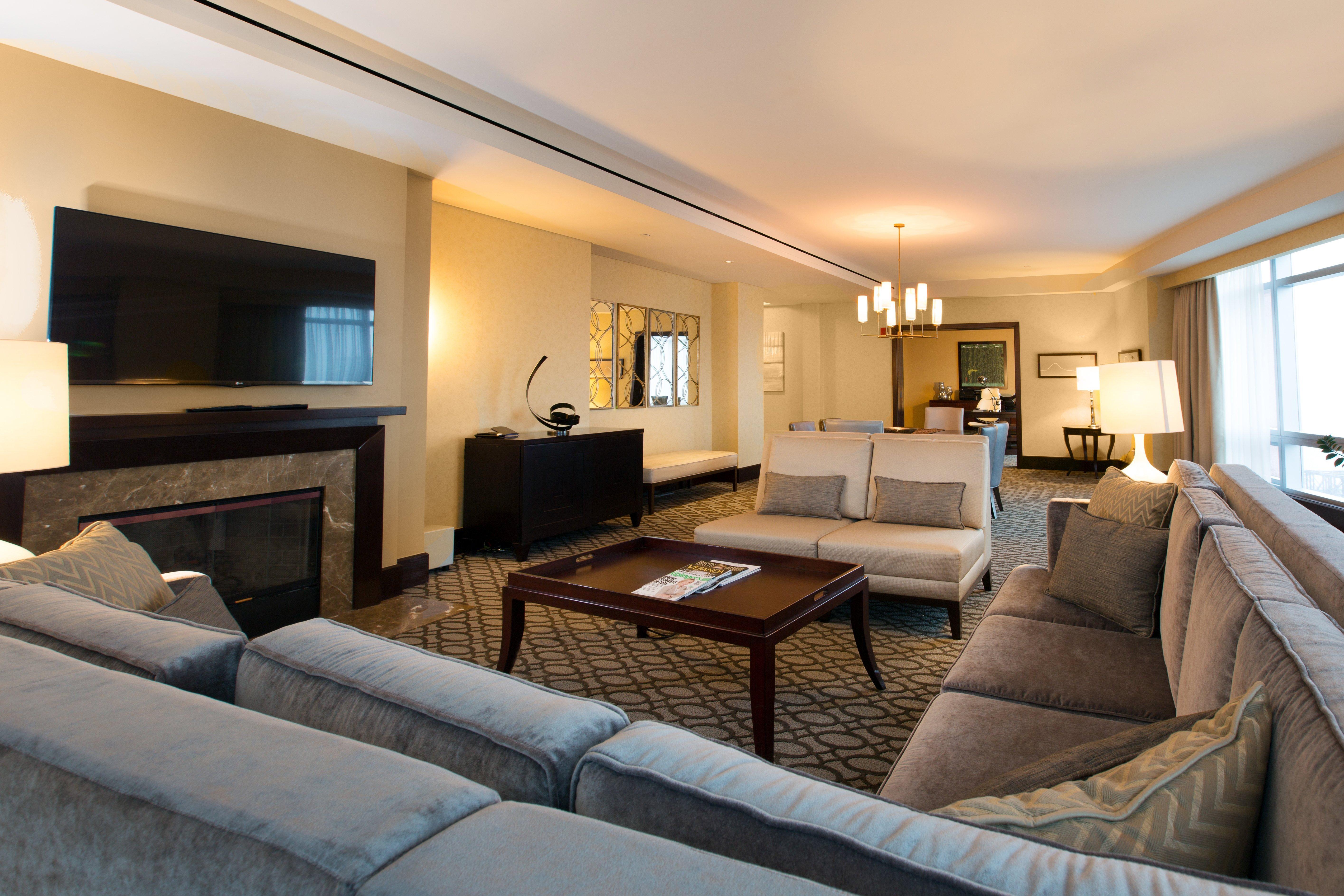 מלון Intercontinental Boston By Ihg מראה חיצוני תמונה A living room at the Ritz-Carlton, Boston